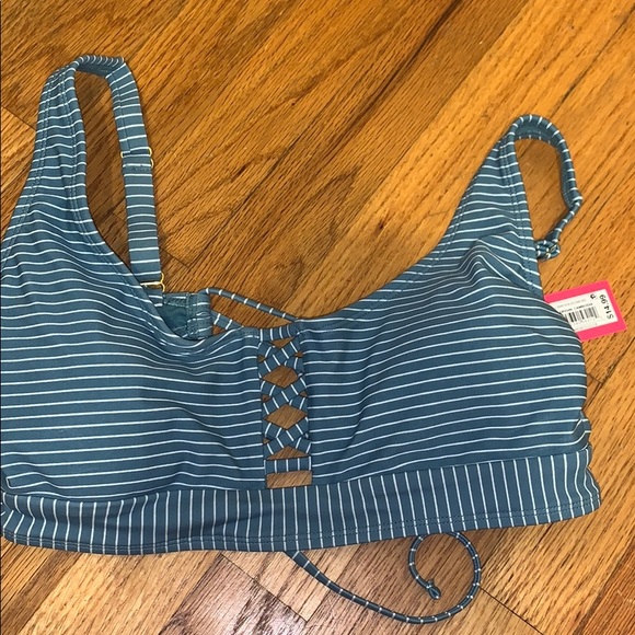 Bikini top - Picture 1 of 2